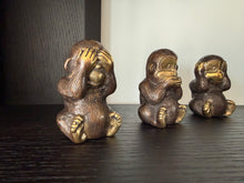 Load image into Gallery viewer, Cast Brass Set of 'Three Wise Monkeys' Ornaments