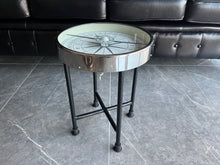Load image into Gallery viewer, Metal Compass Table
