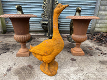 Load image into Gallery viewer, Cast Iron Goose