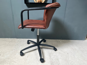 Ribbed Leather Office Swivel Chair in Tan