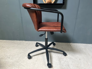 Ribbed Leather Office Swivel Chair in Tan