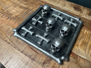 Skull and Cross Bone Noughts and Crosses Game Set