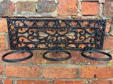 Load image into Gallery viewer, Cast Iron Wall Mounted Plant Pot Holder