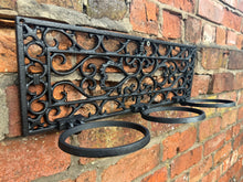 Load image into Gallery viewer, Cast Iron Wall Mounted Plant Pot Holder