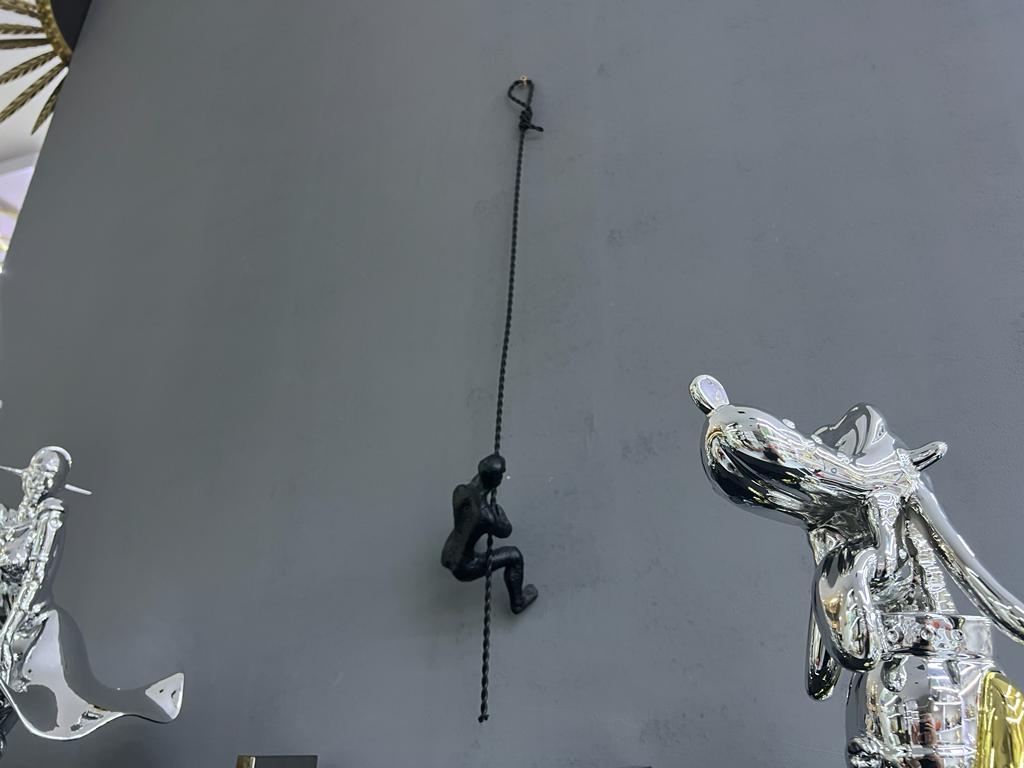 90cm Unique Modern Art Cast Iron Man Climbing on Rope Ornament - Black