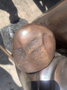 Exceptional Cast Bronze Golfer