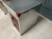 Load image into Gallery viewer, Handmade Aluminium Desk with Leather Top