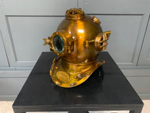 Load image into Gallery viewer, Divers Helmet