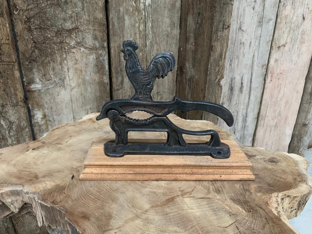 Cast Iron Nut Cracker