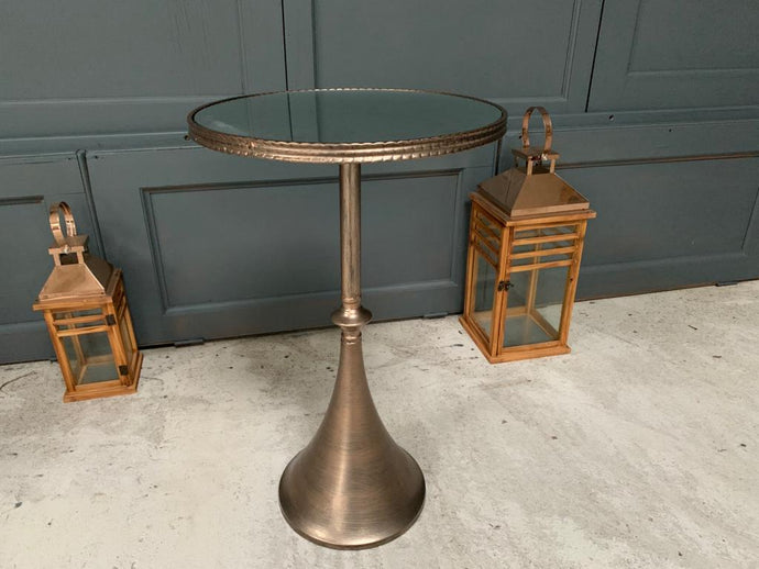 Exceptional Side Table with Beveled Mirrored Top