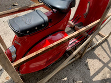 Load image into Gallery viewer, 1970&#39;s Super Sprint Vespa