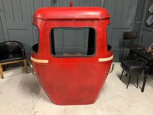 Metal Gondola Seating Booth