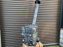 Load image into Gallery viewer, Steel Chimnea